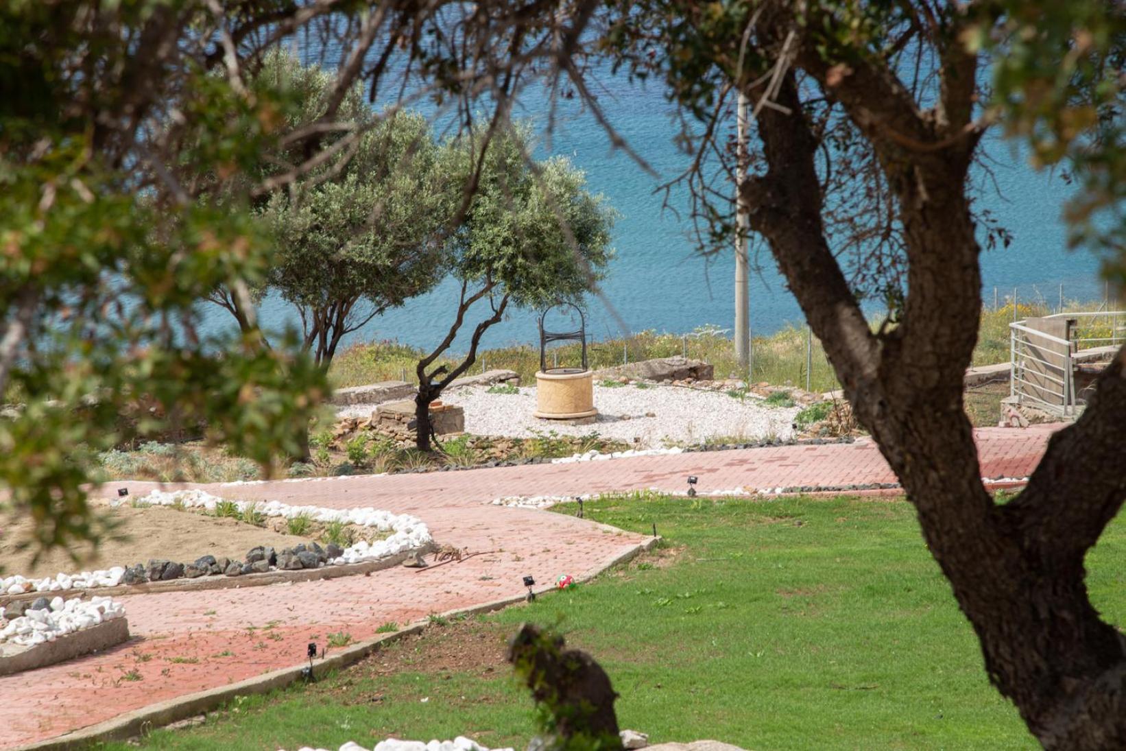 Poseidon And By The Sea 3*