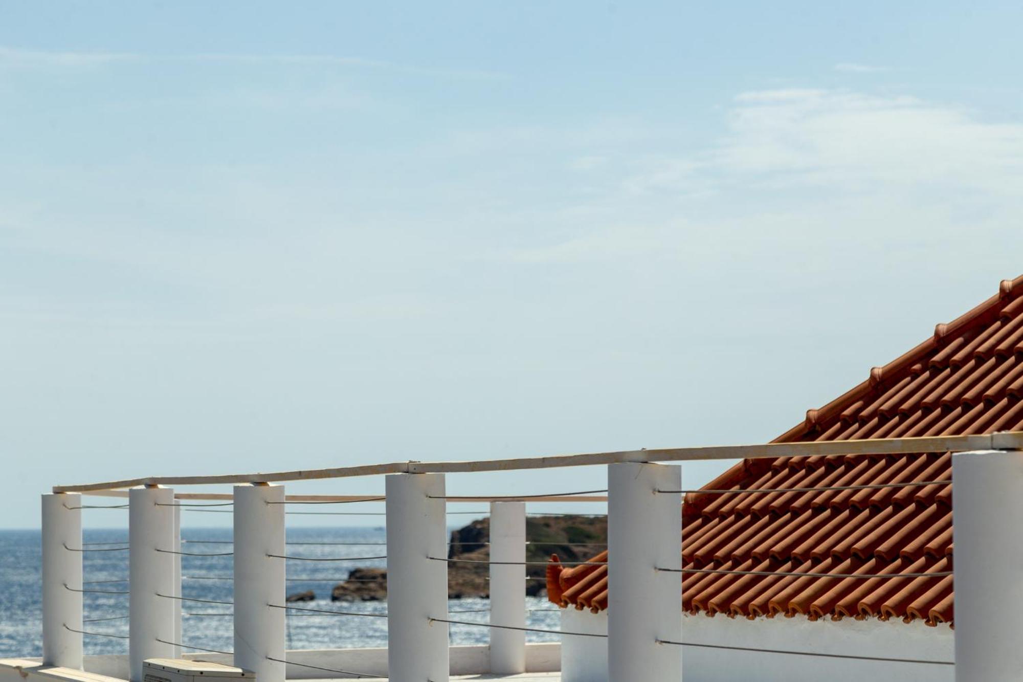 Hotel Poseidon And By The Sea