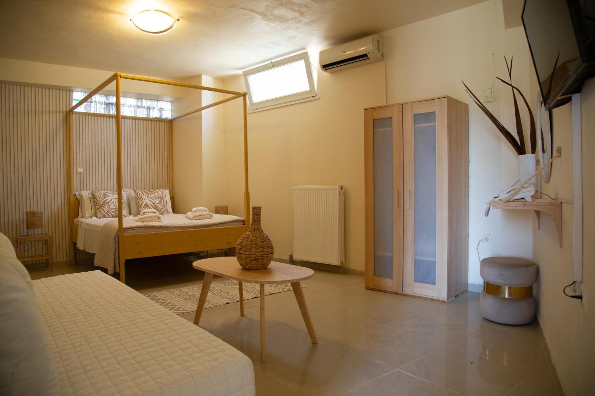 Poseidon Hotel