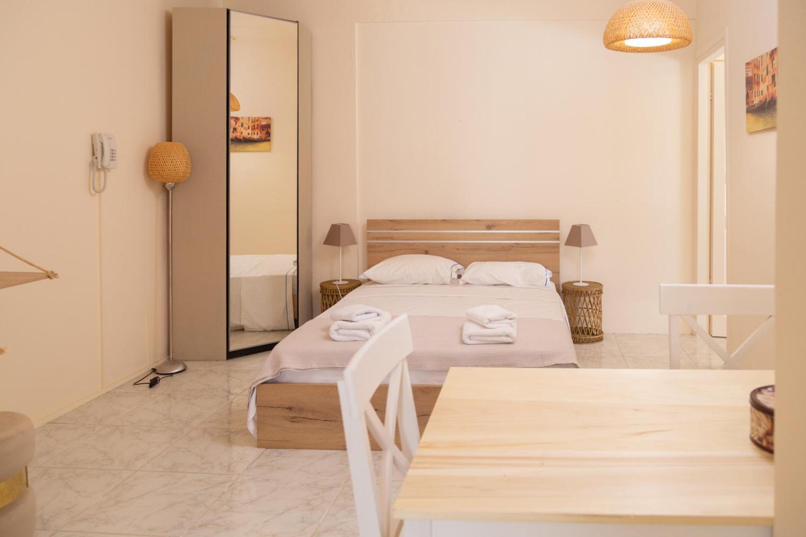 Poseidon And By The Sea Otel 3*