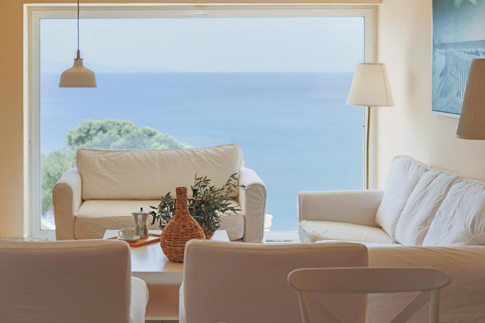 Hotel Poseidon And By The Sea Kaap Soenion