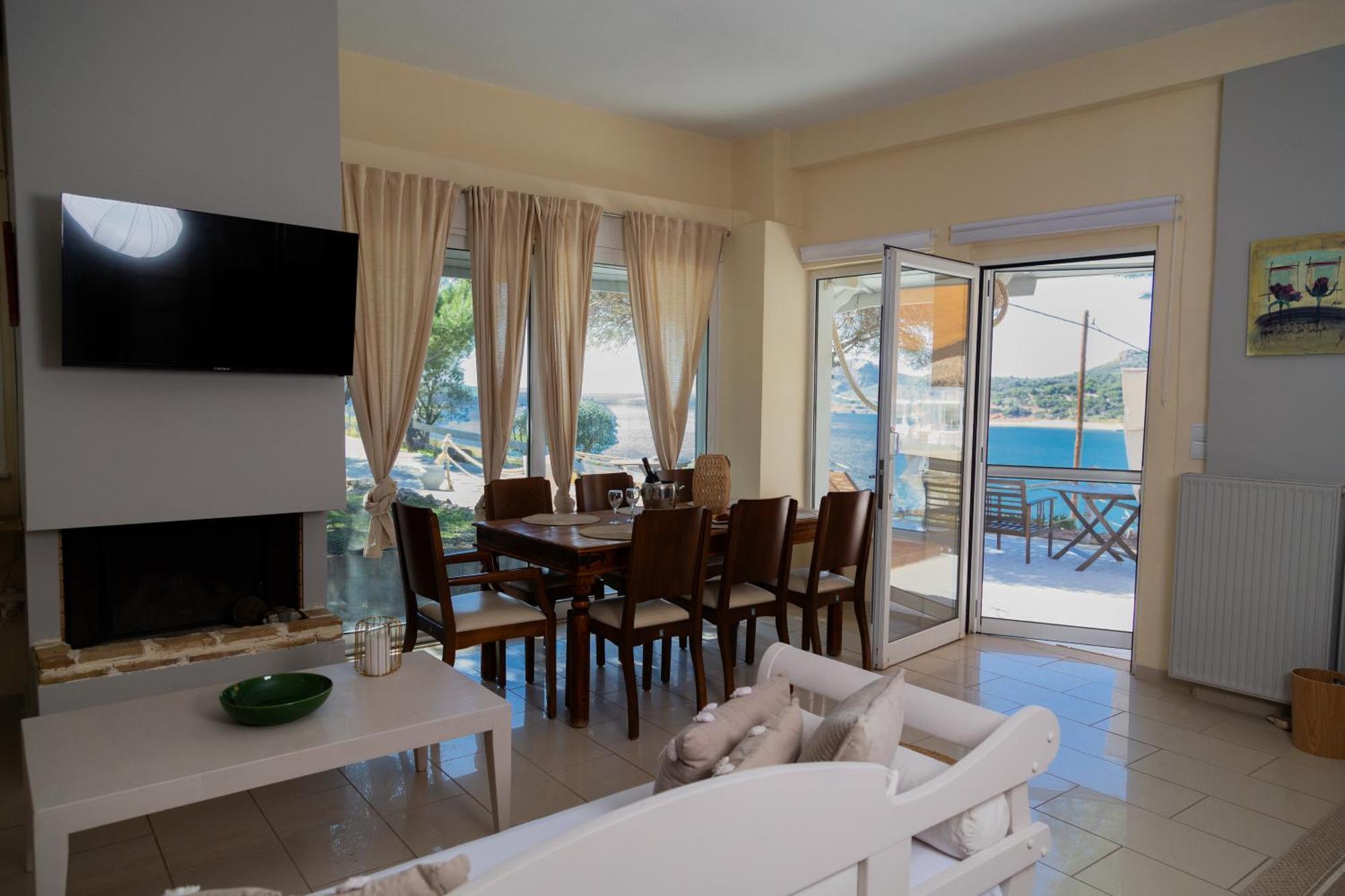 Hotel Poseidon And By The Sea