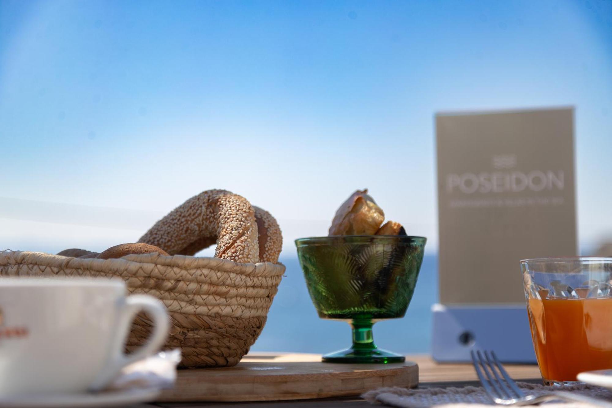 Poseidon And By The Sea 3*
